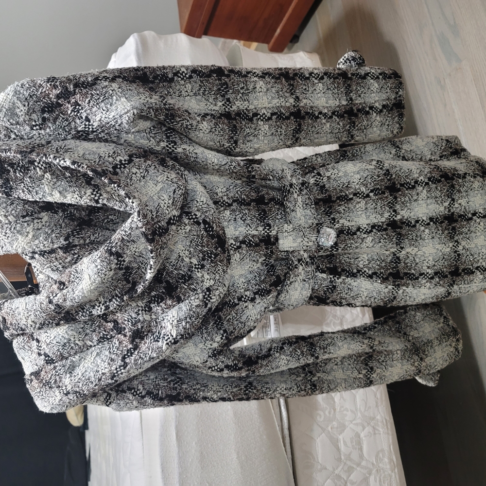 Chic Plaid Coat in Black and White